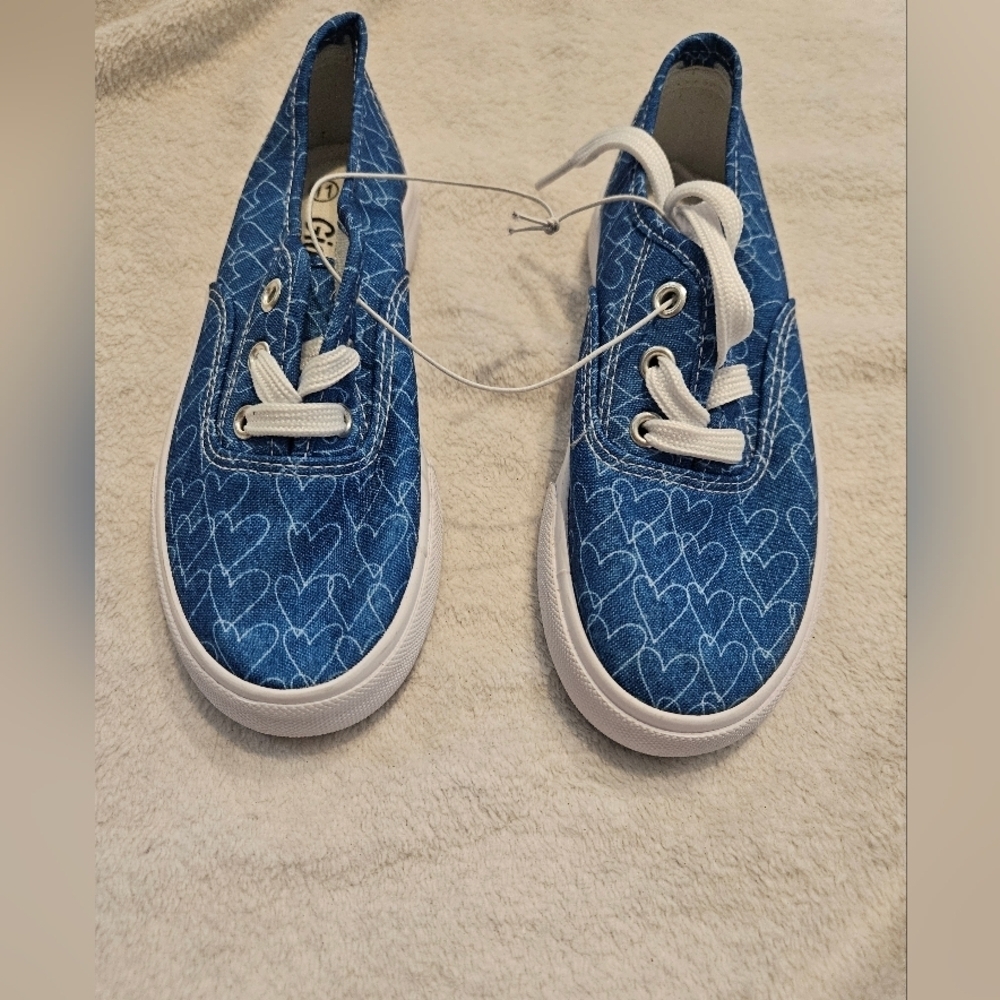 Giggle Girls Denim Blue White Heart Leightweight Bobo Lace-Up Sneakers Size 11